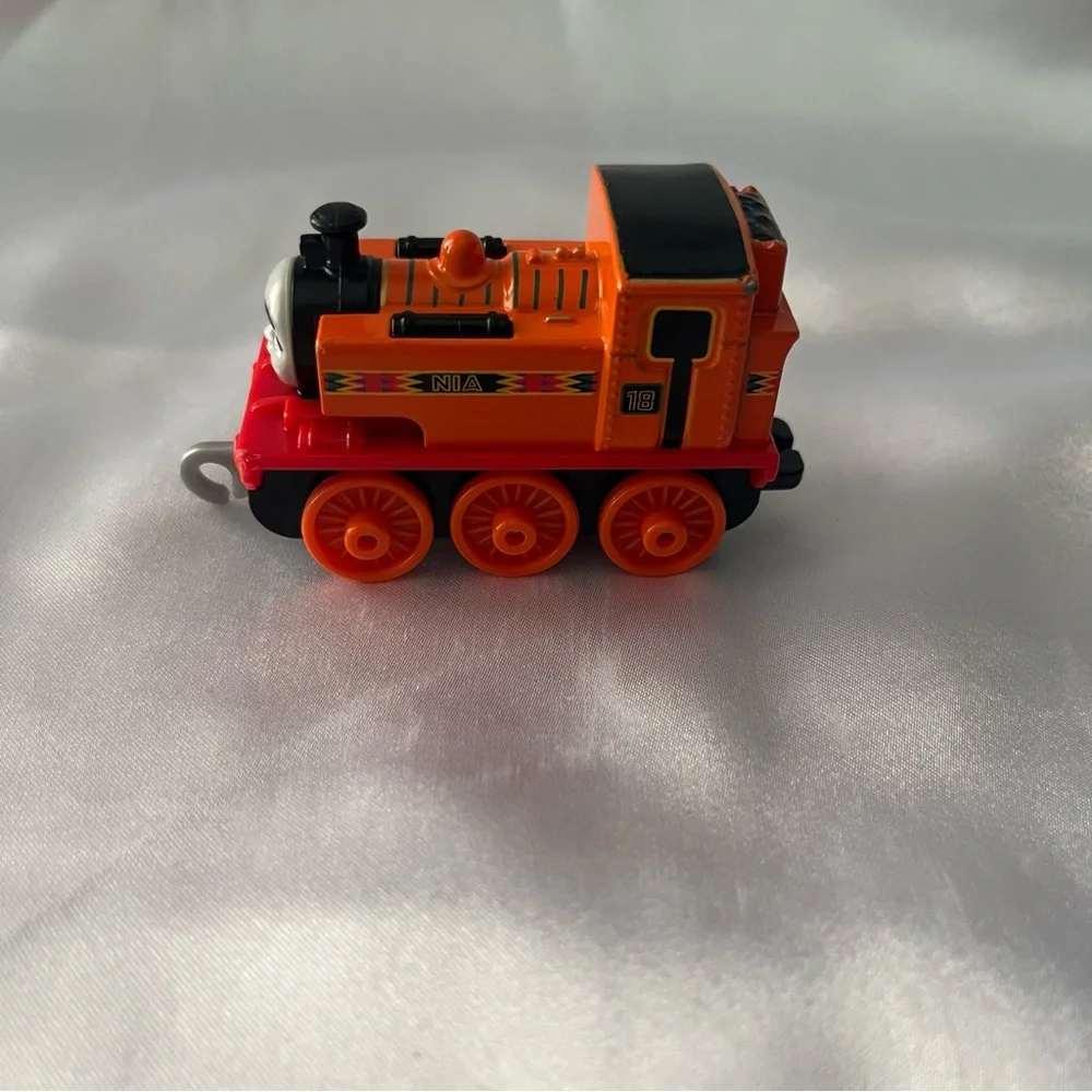 Thomas & Friends •‎ Nia Train